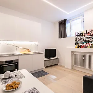 Luxury - A Due Passi Dal Centro Di Milano